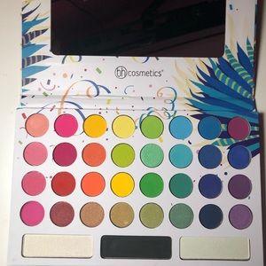 2 bH Cosmetics Palettes (Galaxy Chic + Brazil)